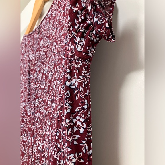 J. Crew Burgundy Floral Tiered Midi Dress Puff Sleeves Pockets Size Small - Picture 6 of 11